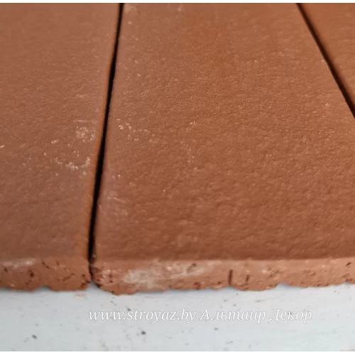 Плитка фасадная клинкерная керамическая Альтаир темно-красная Брест